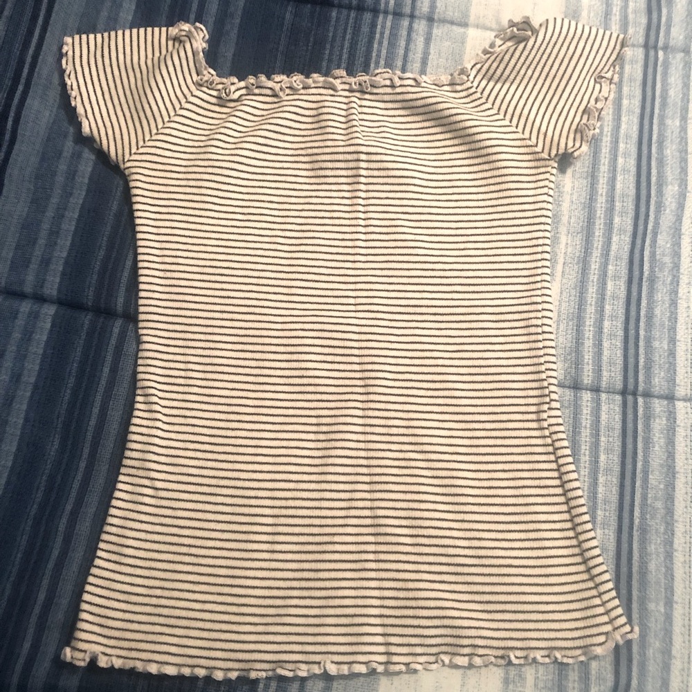Hollister stretchy material crop top shirt size Small